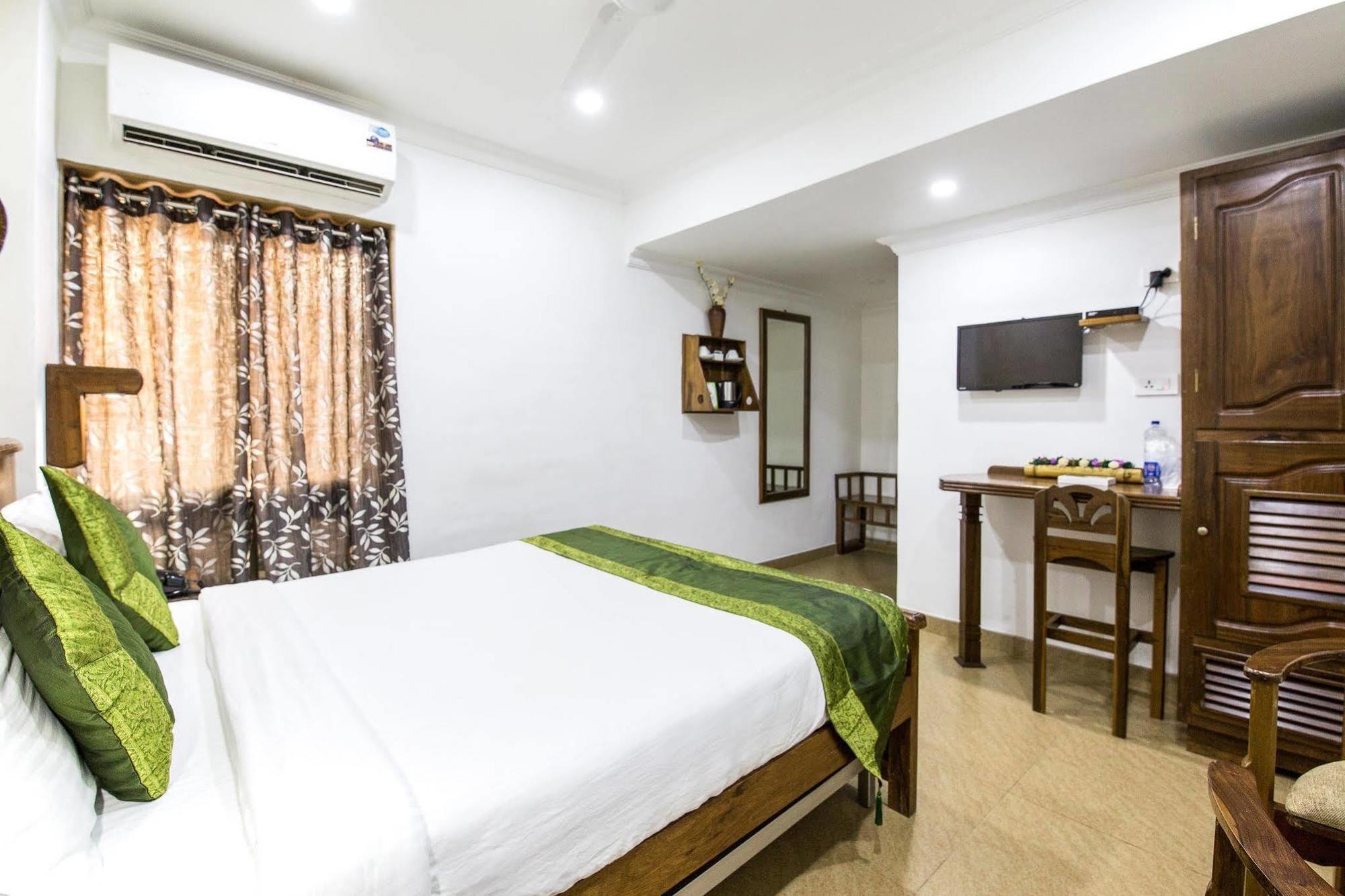 Hotel Mart View Kochi Eksteriør bilde